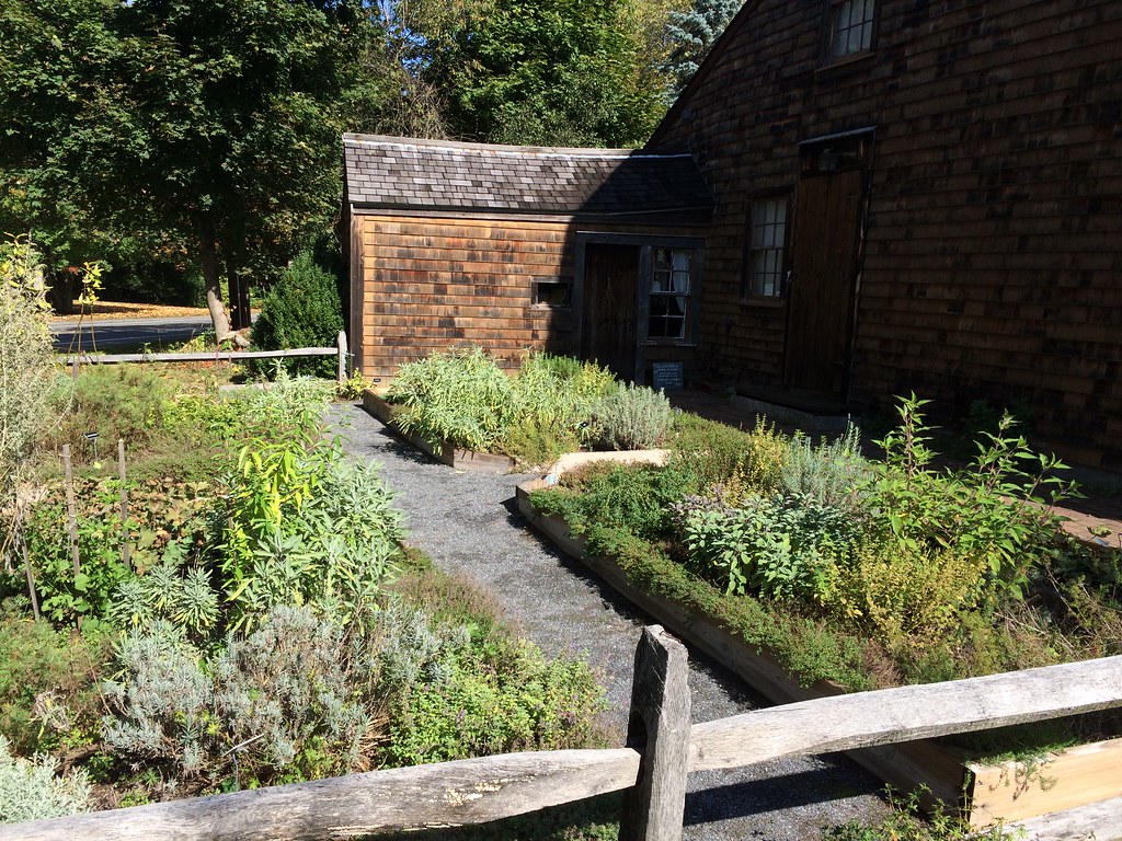 IMG_5781 Job Lane Museum and Farm Bedford, MA. While the… Flickr