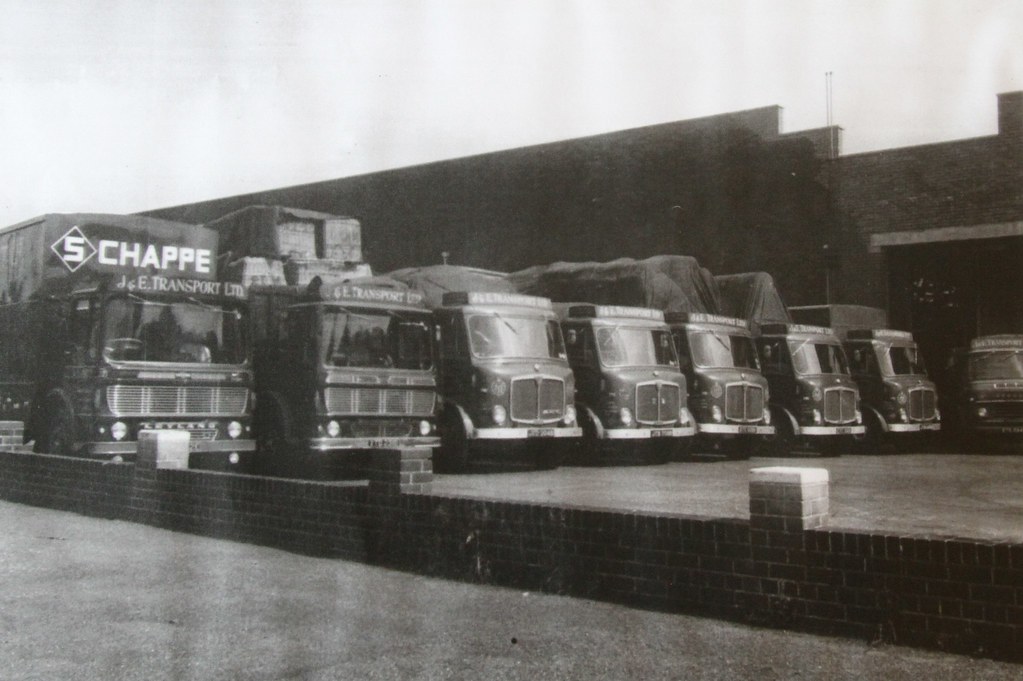 J&E Transport Bentgate Garage Haslingden Rossendale 041020… Flickr