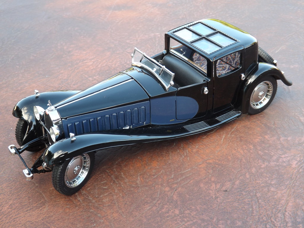 Bugatti Type 41 Royale Coupe Napoleon 1930 in 124 scale b