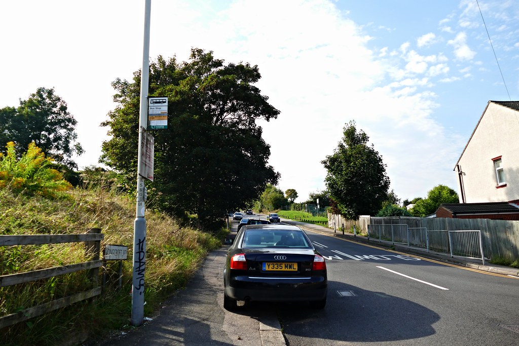 Bedfordshire Bus Stops Longcroft Road, Luton Flickr