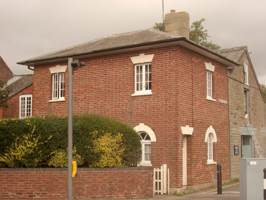 Bridport South Gate Tollhouse West Bay Road It's set on t… Flickr