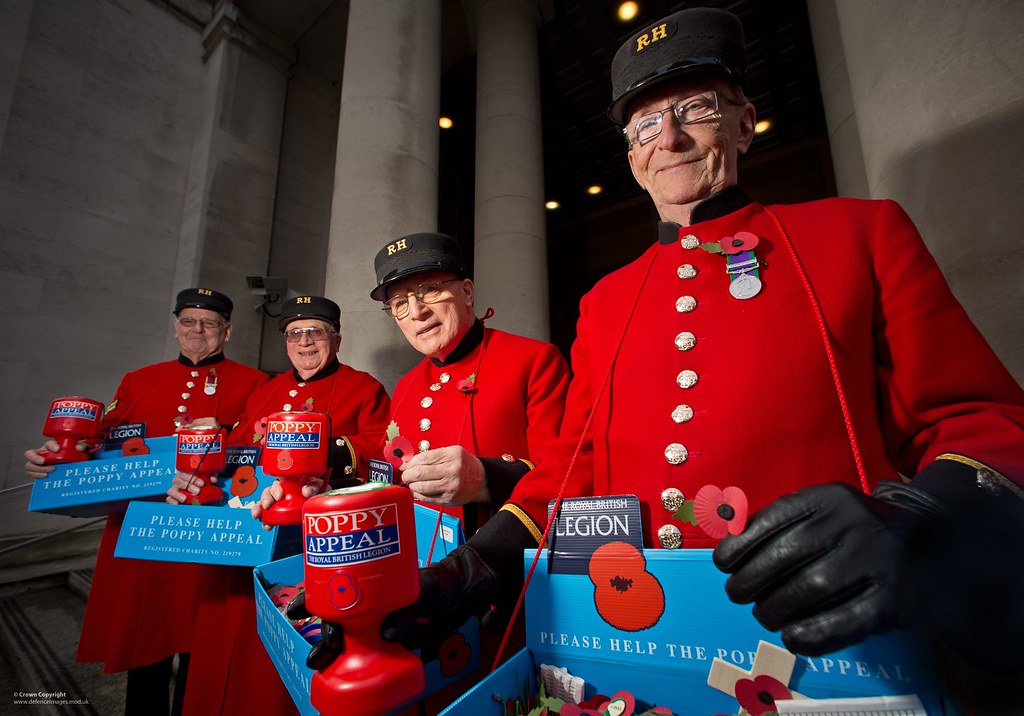 Chelsea Pensioners Selling Poppies for Remembrance Day Flickr