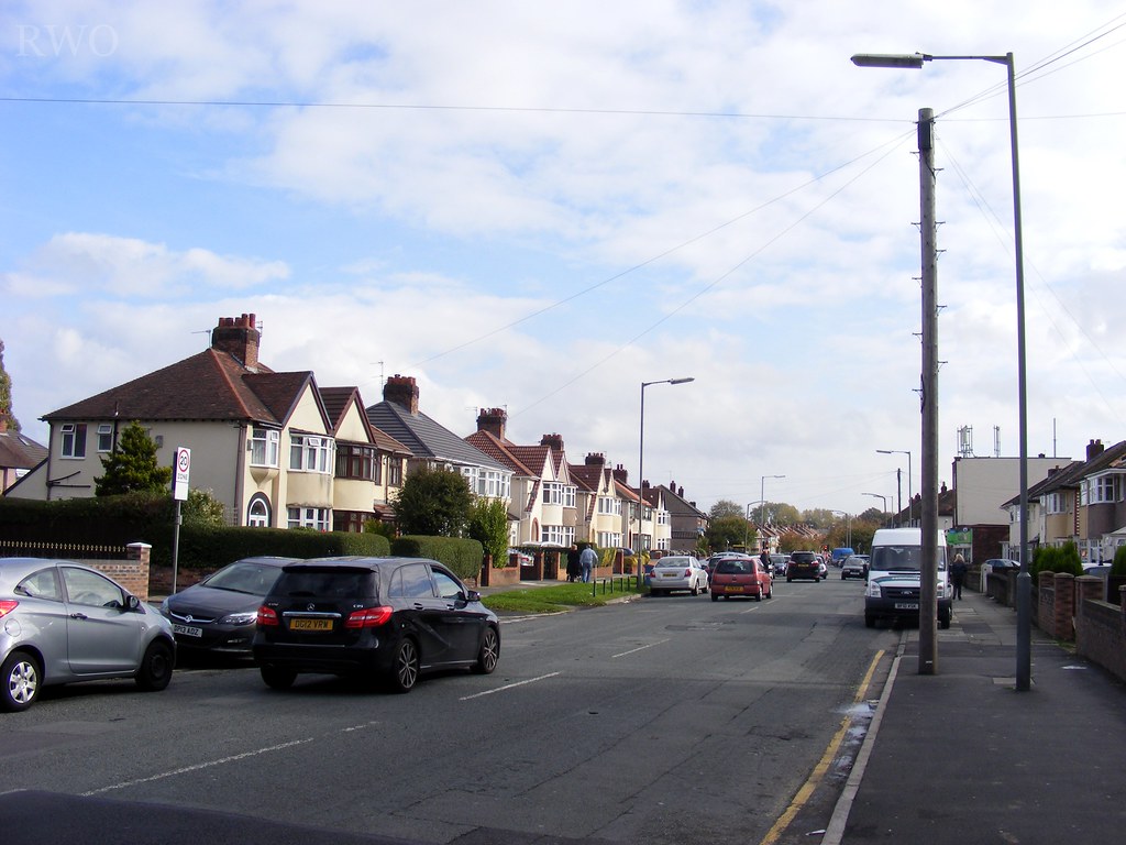 Pilch Lane, Dovecot The bottom of Pilch Lane is lined with… Flickr