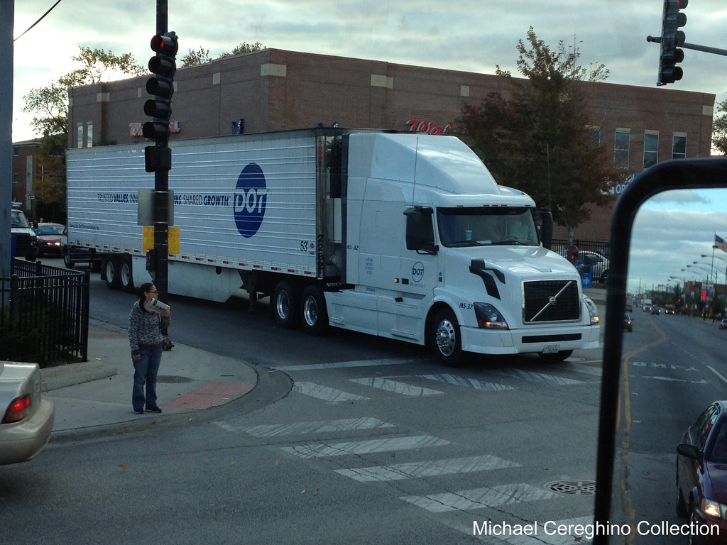 A white DOT Foods Volvo VNL630, Truck MS32 Caught this w… Flickr
