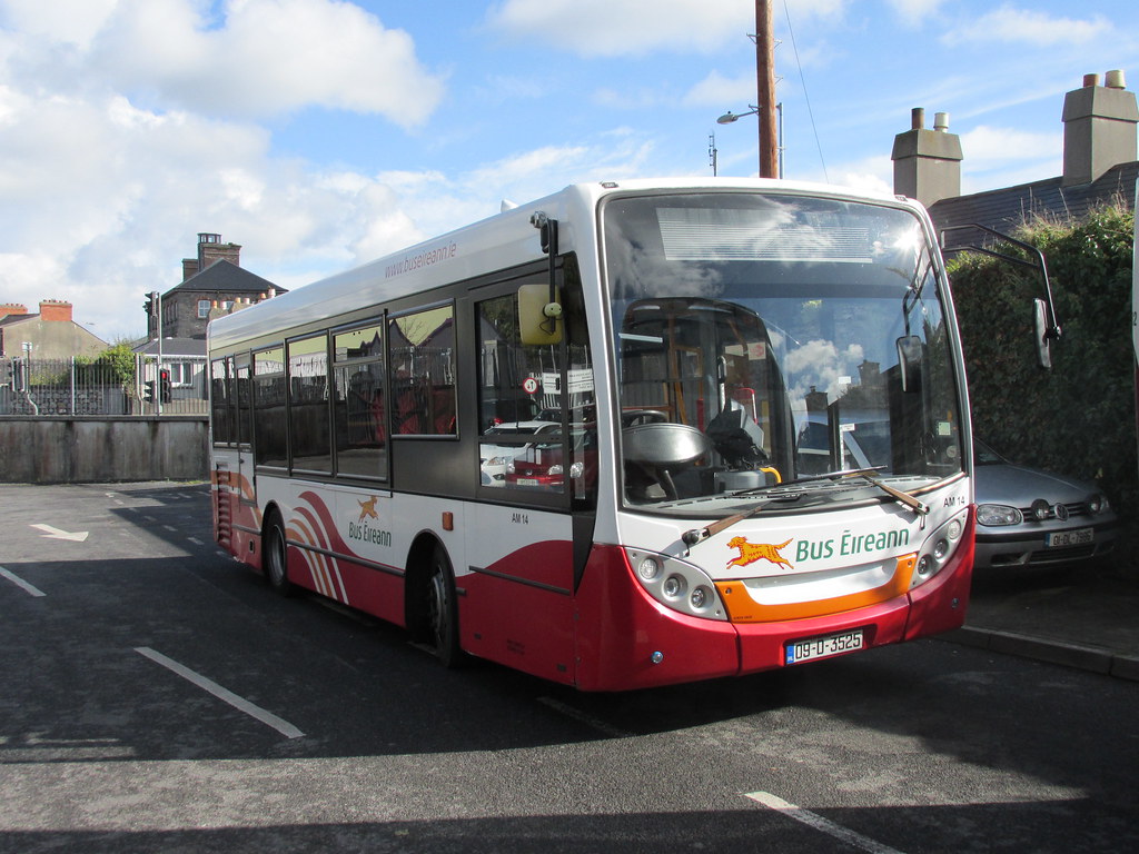 AM14 09D3525 AM14 In Sligo Bus Station 10/10/14 Colm's Bus