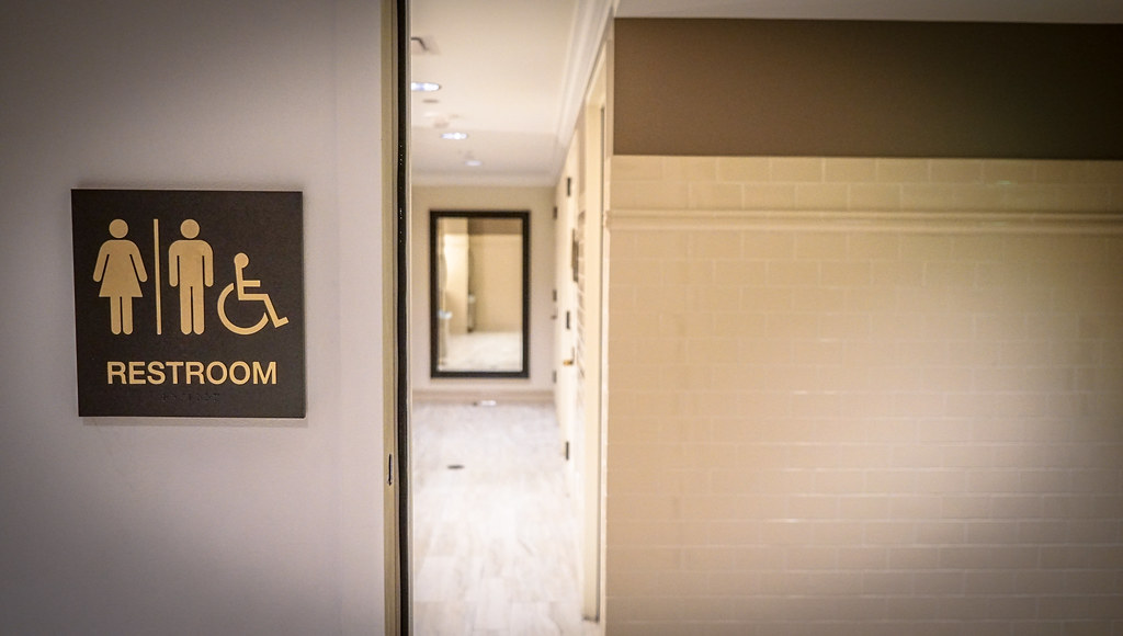 2016.11.03 All Gender Restroom, Federal Reserve Bank San F… Flickr