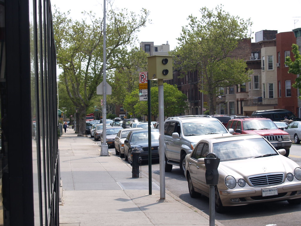 Bay Ridge Brooklyn Red Light Decoy Camera This decoy red l… Flickr