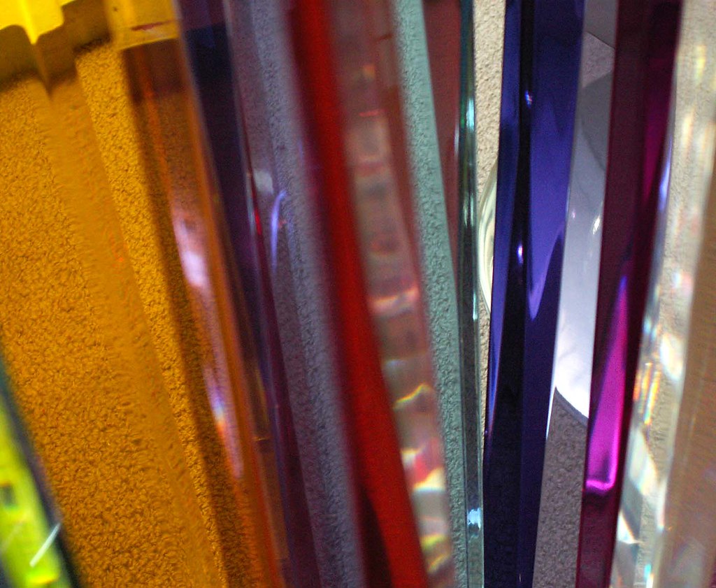 Biltmore Art Glass Glow Glass art sculptural table in the … Flickr