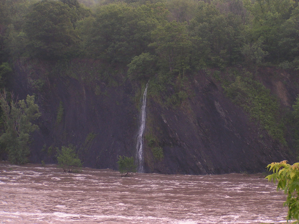 Cohoes_Falls (11) Cohoes Falls at flood stage June 30, 200… John