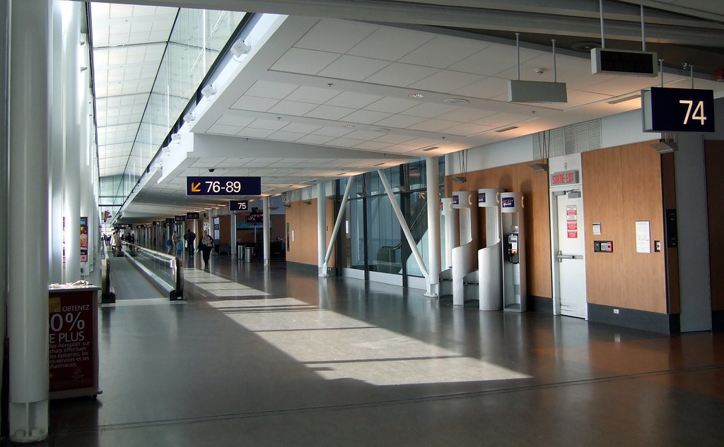 YUL Montreal Airport US Departure 200V (^_) [MARK'N MARKUS