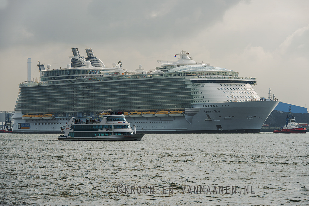 Oasis of the Seas World's largest cruise ship in the