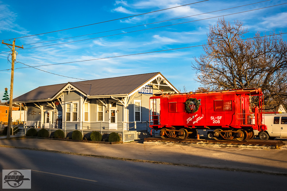 Frisco Depot at Puxico, MO The 1902 Frisco depot is now ho… Flickr