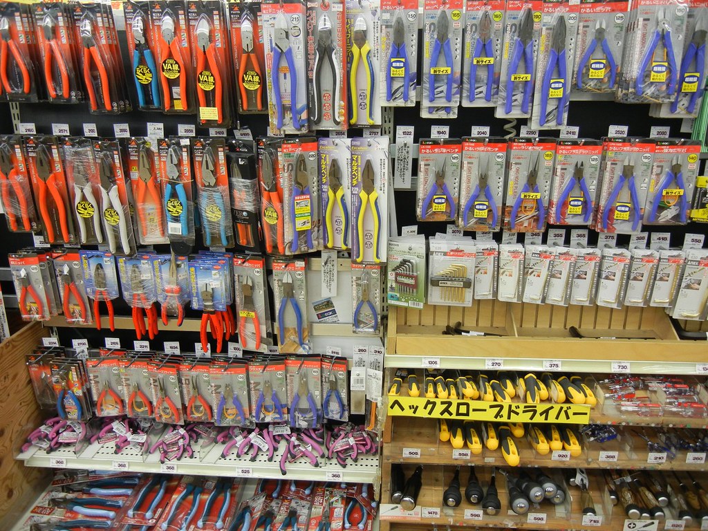 Home Improvement Store in Japan . ChrisCas aka Superautobacs Flickr