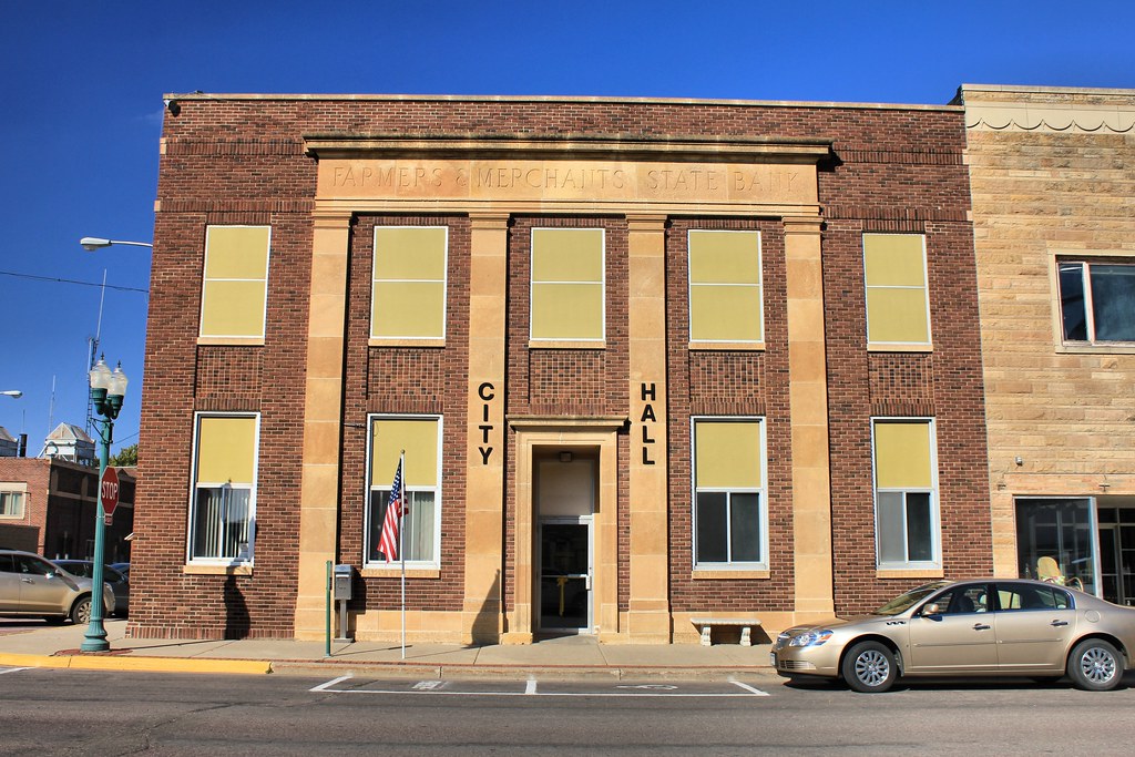 Farmers & Merchants State Bank Building (City Hall) Spri… Flickr