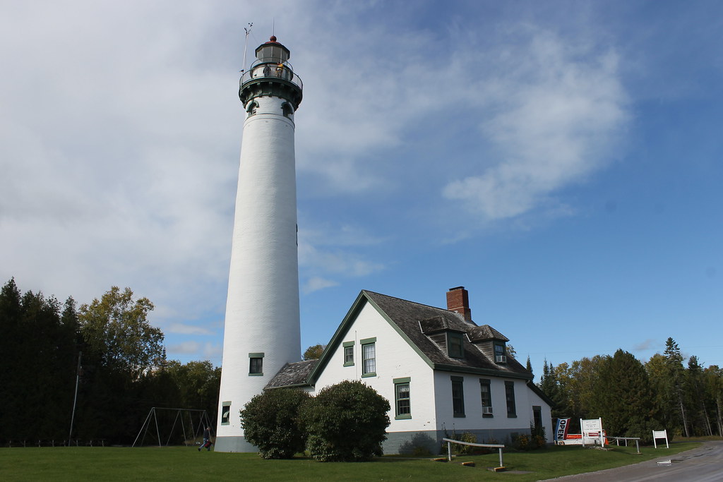 New Presque Isle Lighthouse (Presque Isle, Michigan) Oct… Flickr