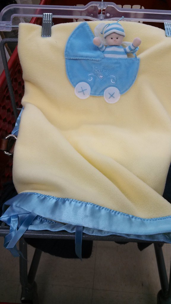 Spotted, sweet blanket Adorable baby blanket, but I think … Flickr