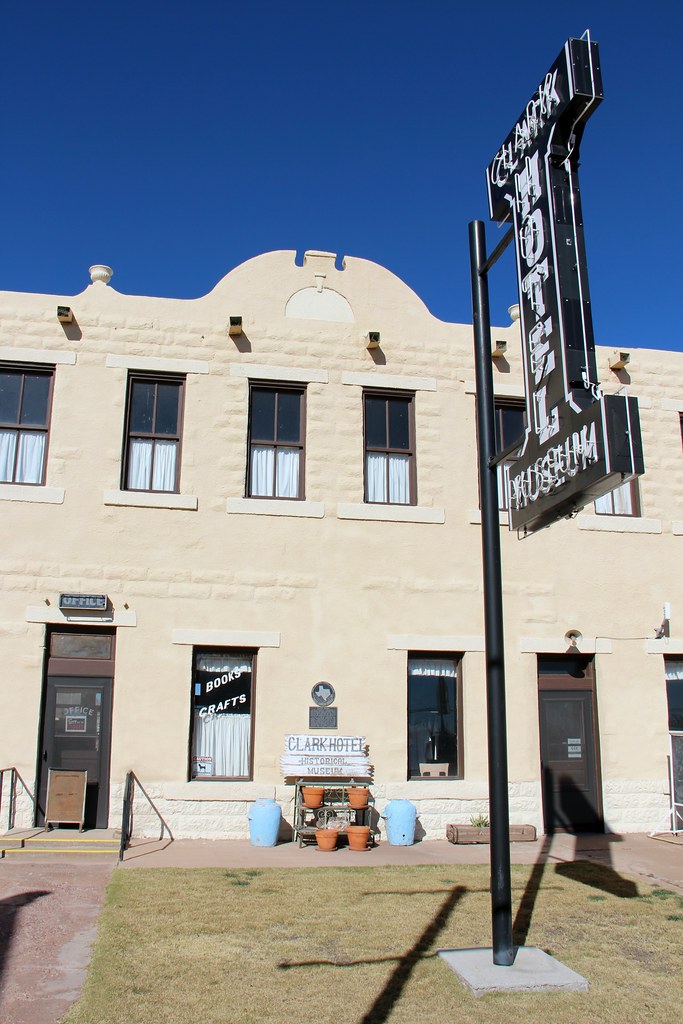Old Clark Hotel (Van Horn, Texas) Old Clark Hotel in Van H… Flickr