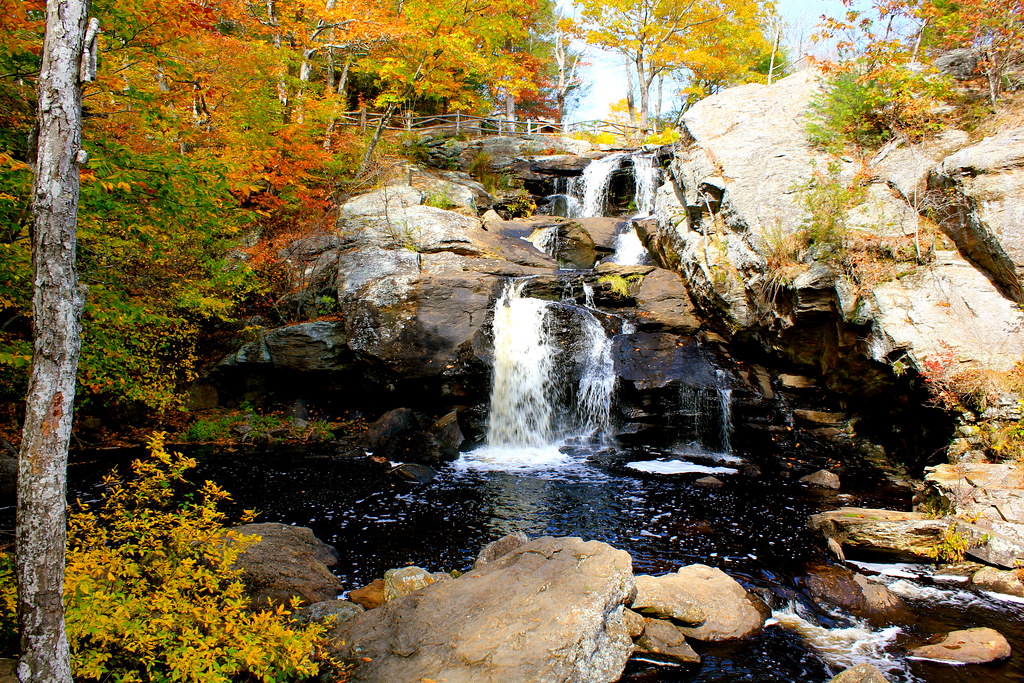 IMG_8343 Chapman Falls/ Devil's Hopyard/ East Haddam, CT Dennis Flaherty Flickr
