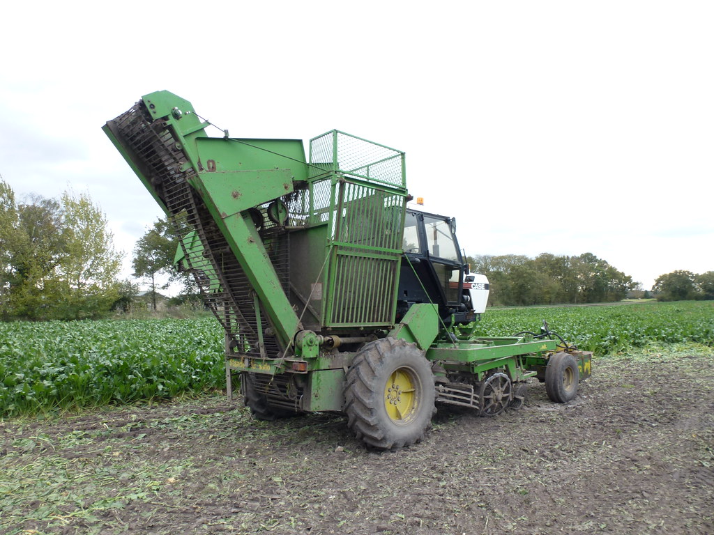 david brown 1390 sugar beet harvester A self propelled tra… Flickr