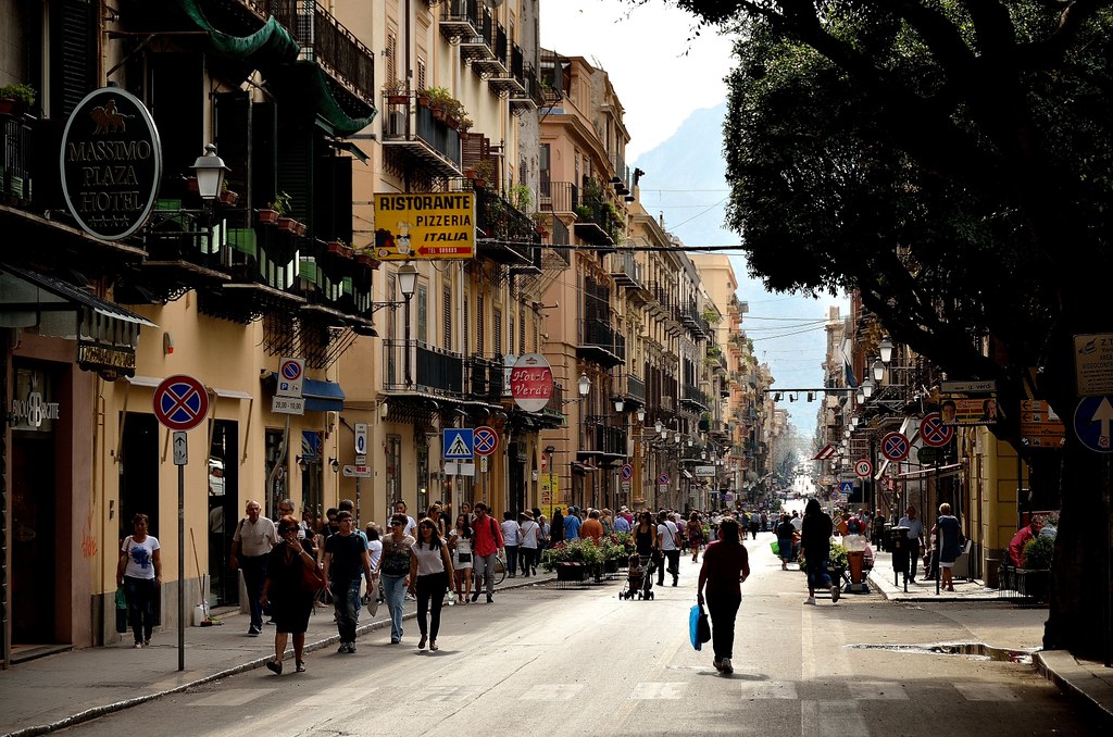 Palermo’s main shopping street is the Via Maqueda, which i… Flickr