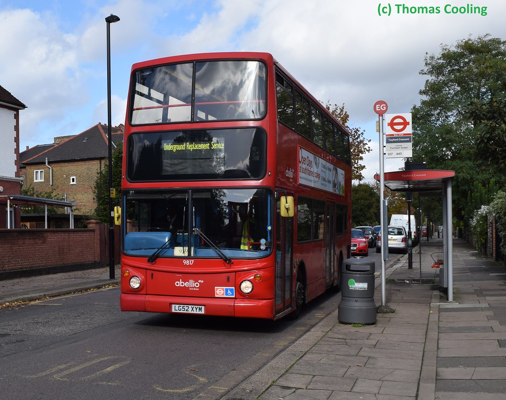 AbellioLG52XYM9817 at Twyford Crescent TC378 Flickr