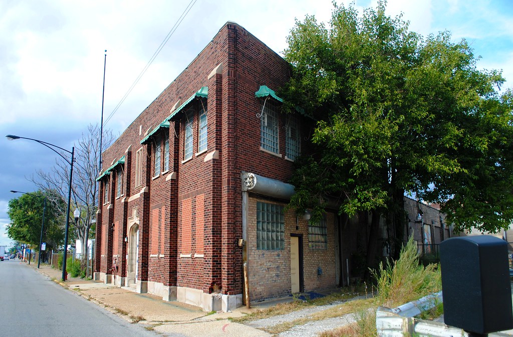 2850 West Grand Ave. Chicago Illinois Cragin Spring Flickr