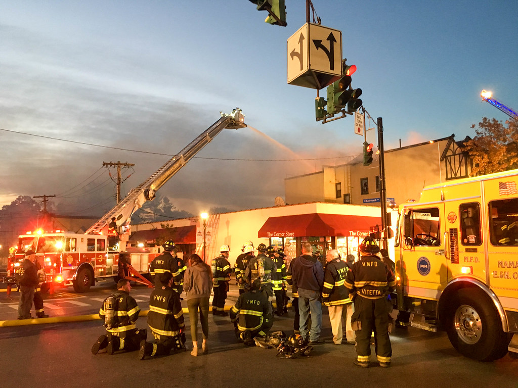 Larchmont MultiAlarm Structure Fire on Palmer Ave Flickr