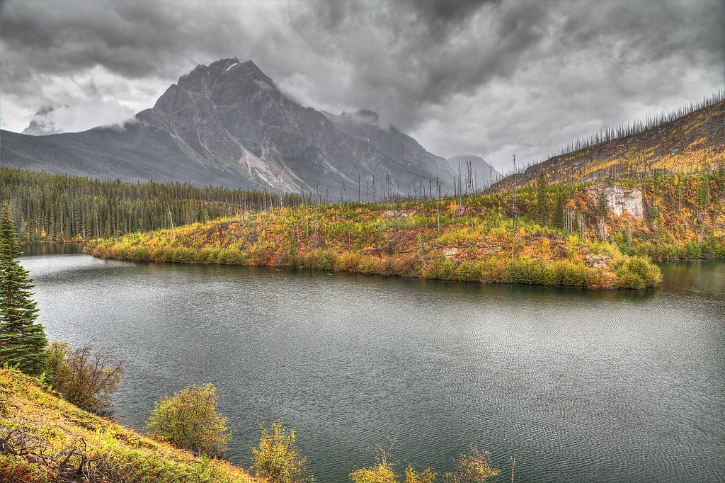 Moab Lake Jasper Park Moab Lake is in the drainage of th… Flickr