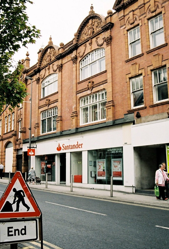 Altrincham Stamford New Road (Wood Street) Summer 2014 [… Flickr