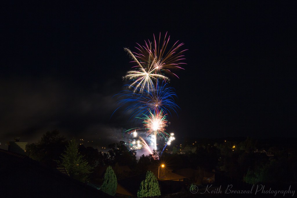 Fireworks Jackson 3 July 2015 0460 © Keith Breazeal Flickr