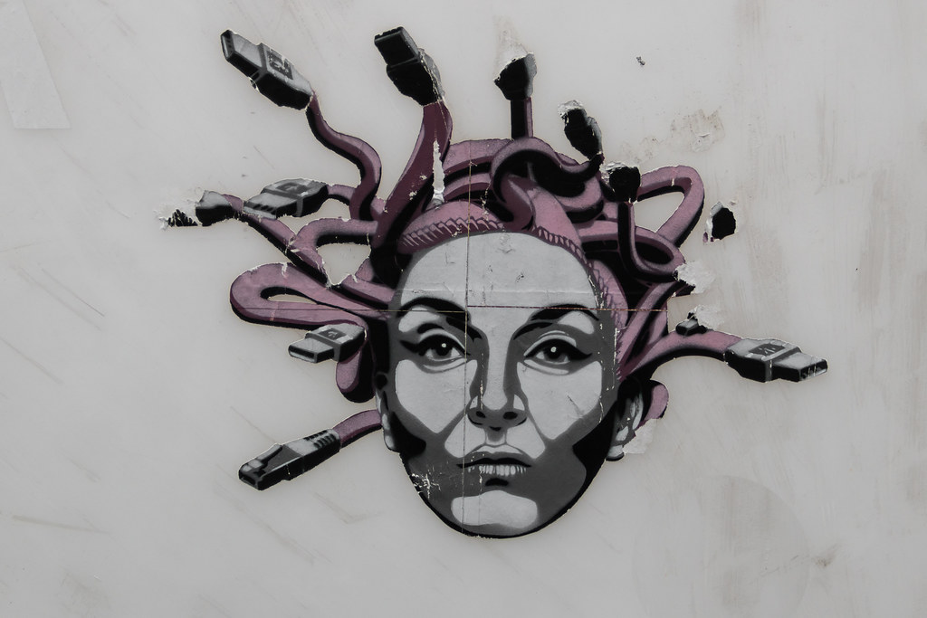 USB Medusa Street Art by Decycle Düsseldorf michael_hamburg69 Flickr