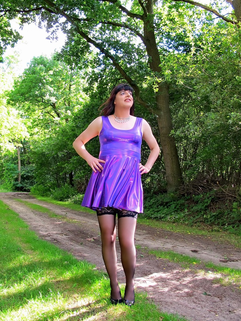 Heels on grass Okay, walking on heels in the forest is a b… Flickr