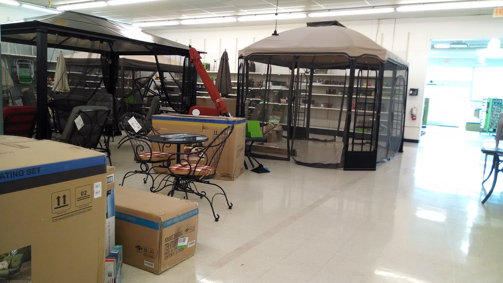 Kmart 7317 New Albany IN. New Albany Kmart opened 10/29/1… Flickr