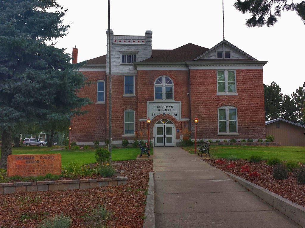 Sherman County Courthouse Moro OR (1) nrhp 98001122 Bu… Flickr