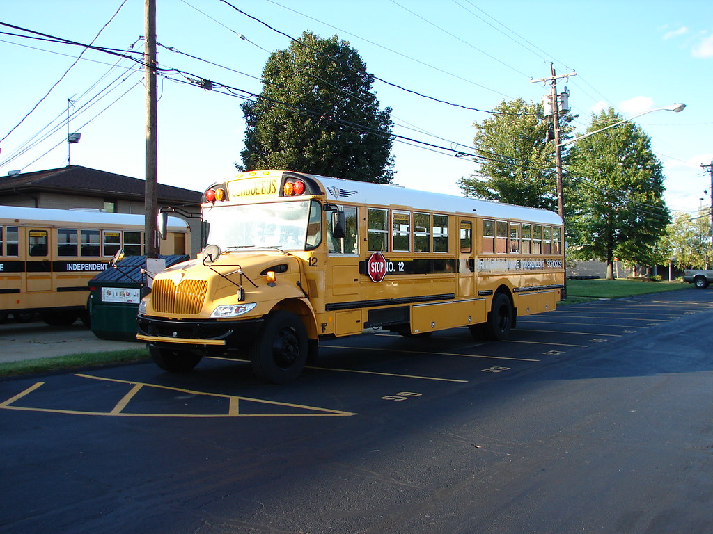 ErlangerElsmere Independent Schools 12 Bus lot Erlanger… Flickr