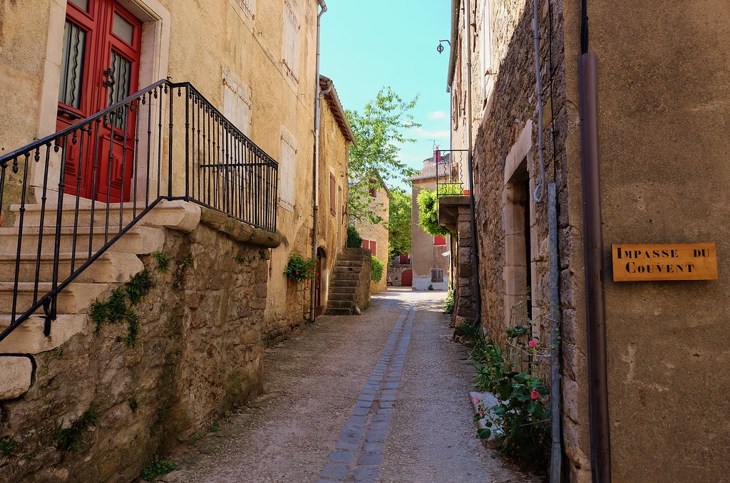 Sainte Eulalie de Cernon, Causse du Larzac thierry llansades Flickr