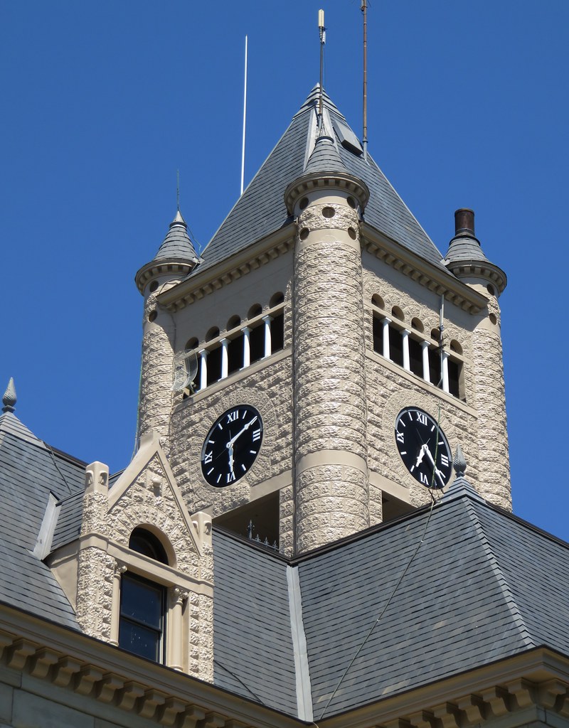 Mercer County Courthouse Tower (Aledo, Illinois) The Merce… Flickr