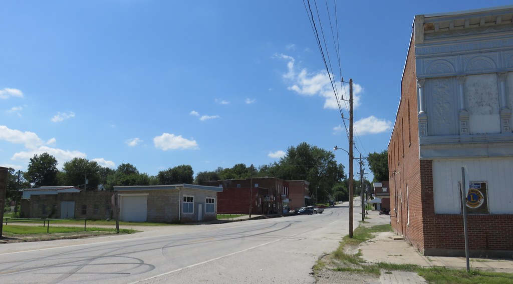Downtown Mokane, Missouri Seen from the corner of River an… Flickr