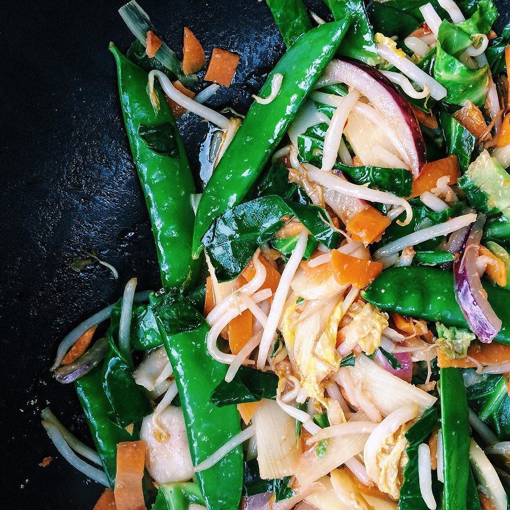 Beansprouts, carrots, water chestnuts, bamboo shoots, red … Flickr