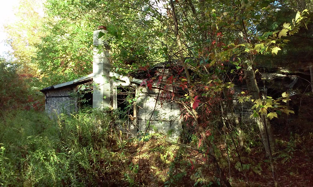 Crede's Junkyard 10415 Plainfield, CT Bruce Huber Flickr