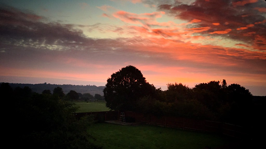 Morning Skycape, Whitwell, Herts Howard Godkin Flickr