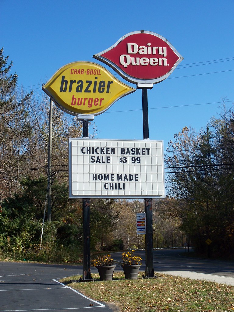 OH Athens Dairy Queen Sign for Dairy Queen in Athens, Oh… Flickr