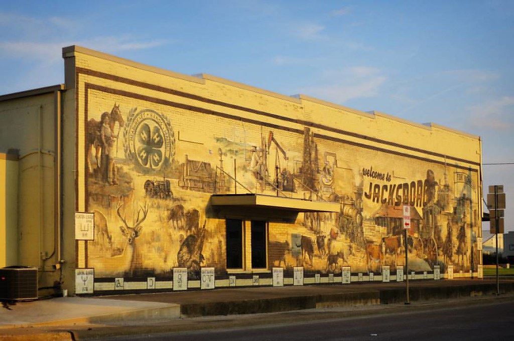 to Jacksboro. this place is the deer stand capital… Flickr