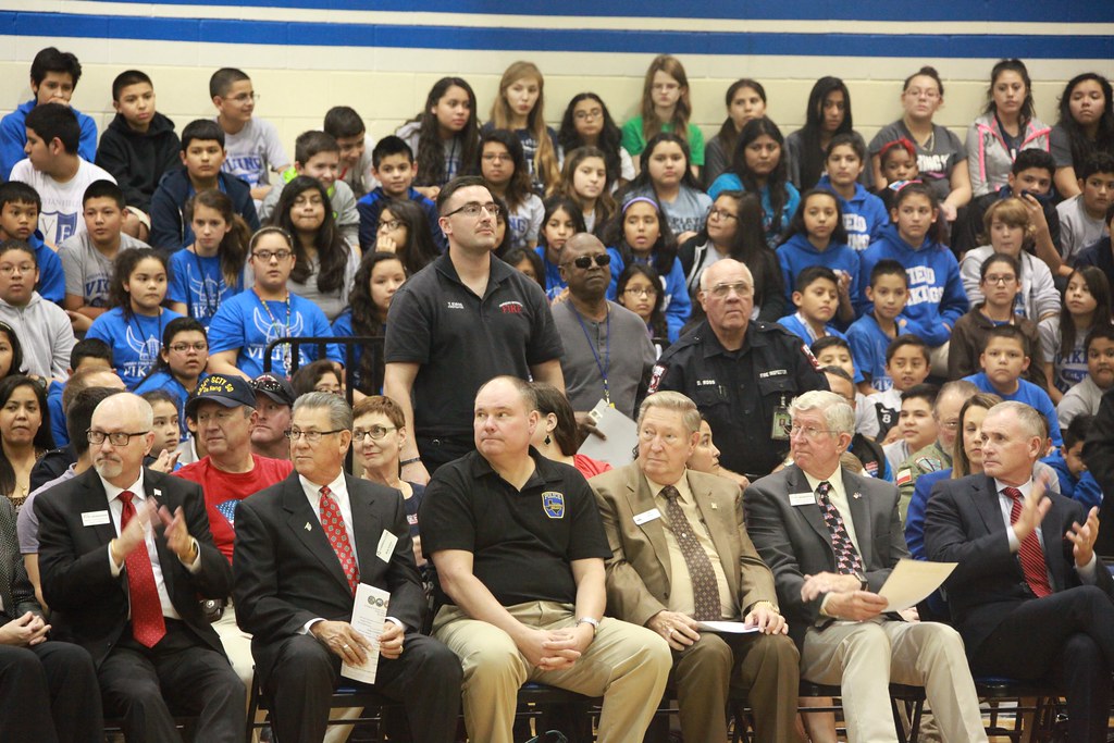 Vivian Field Middle School Celebrates Veterans Day 2015 Flickr