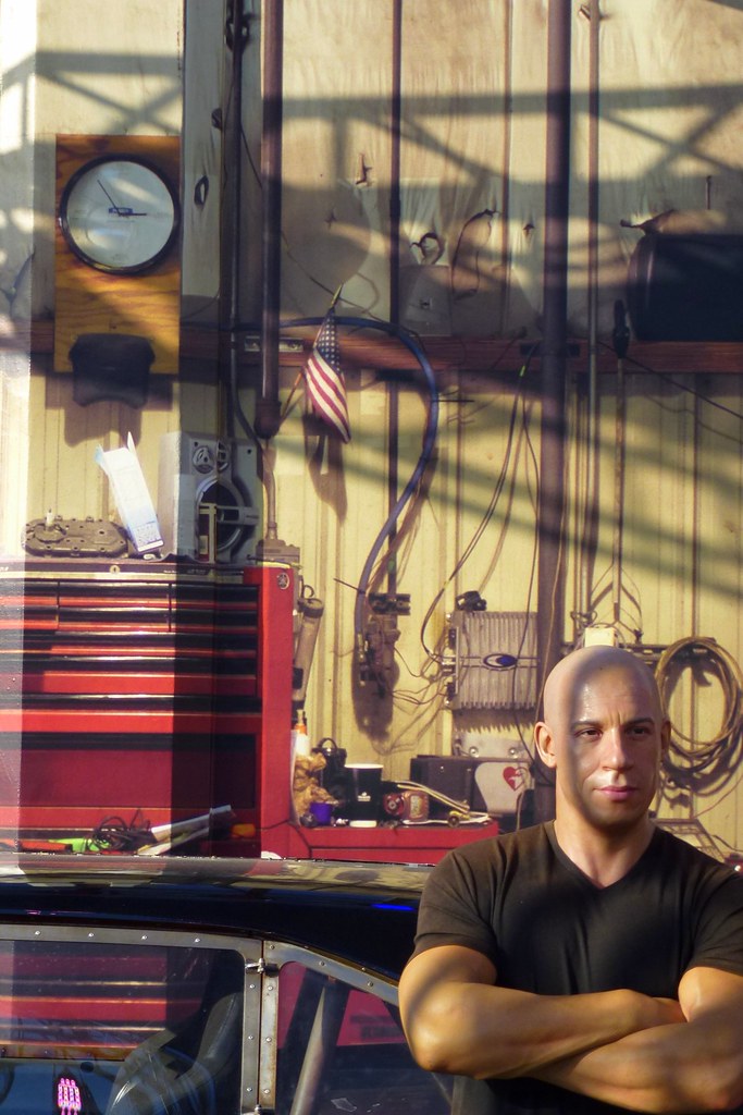 Vin Diesel In Fast And Furious Garage Glen Carpenter Flickr