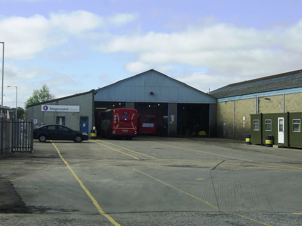Stagecoach Bluebird, Pinefield Road, Elgin Taken in Septem… Flickr