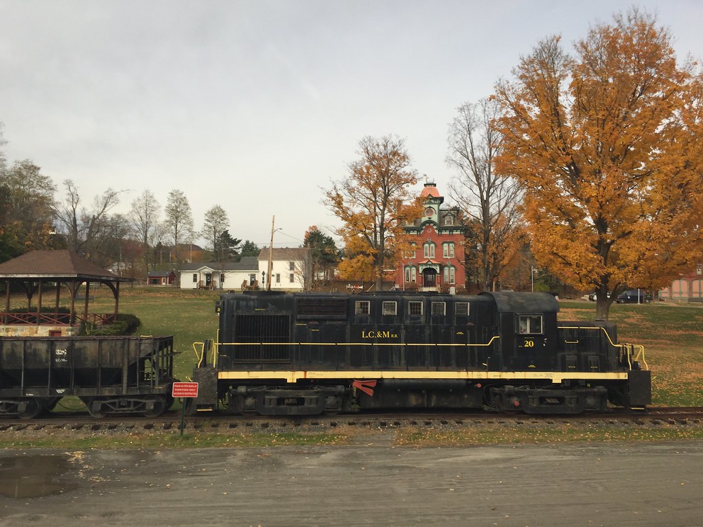 Port Henry, New York station Passing through on the Adiron… Flickr