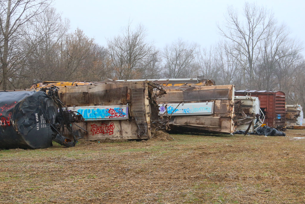 CSX Q560 derailment aftermath, Colesburg,KY 12/4/2016 Flickr