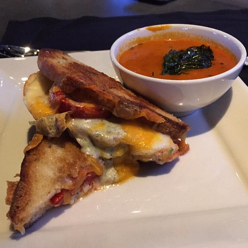 kvpinmybelly Grilled cheese and tomato soup at Yard Hous… Flickr