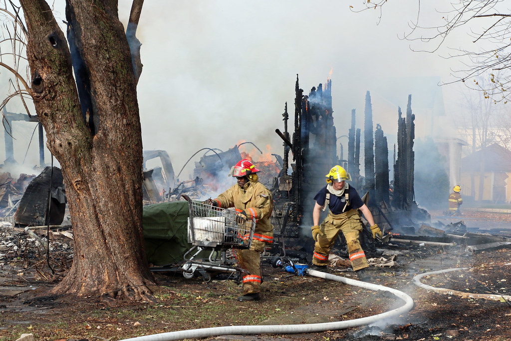 Three House Fire Thanksgiving 2015 406e Flickr